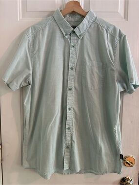 Patagonia Men’s Light Mint Green Short-Sleeve Button-Down Shirt